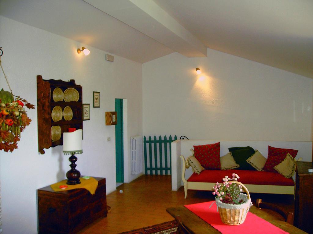 Agriturismo San Lorenzo Della Rabatta Cenerente Rum bild