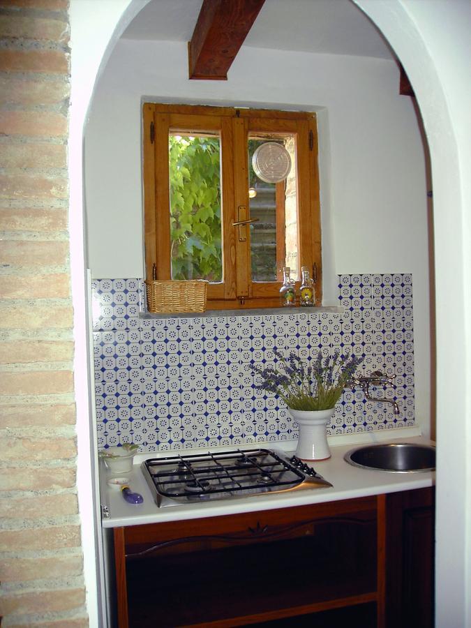 Agriturismo San Lorenzo Della Rabatta Cenerente Exteriör bild